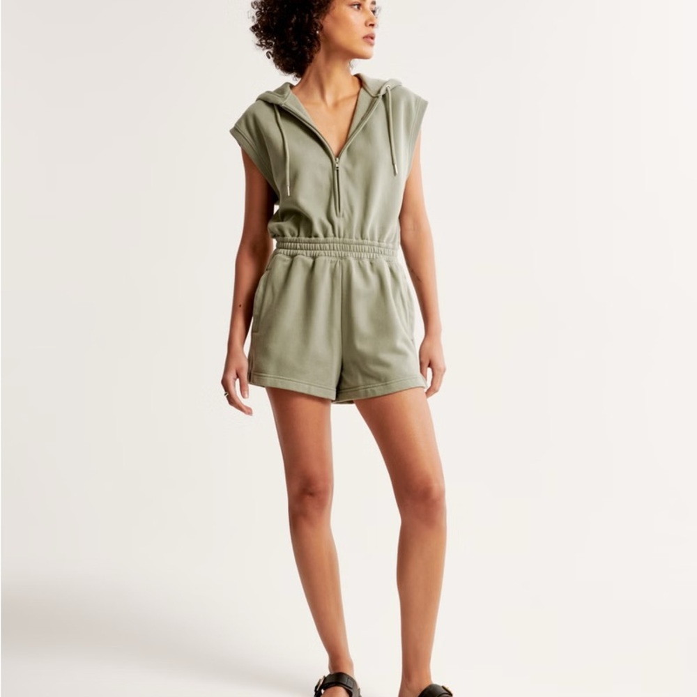 Abercrombie & Fitch Olive Green Sleeveless Hoodie Romper